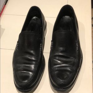 Men’s Tod’s black dress shoes